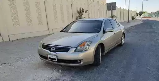 Used Nissan Altima For Sale in Al Sadd , Doha #7434 - 1  image 